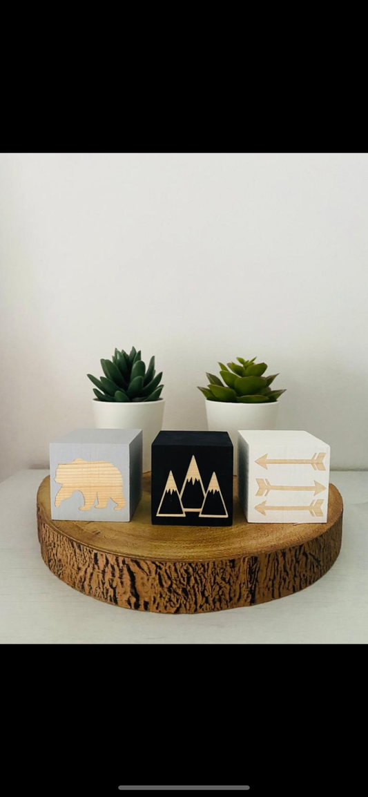 Bear,Mountain And Arrow Blocks