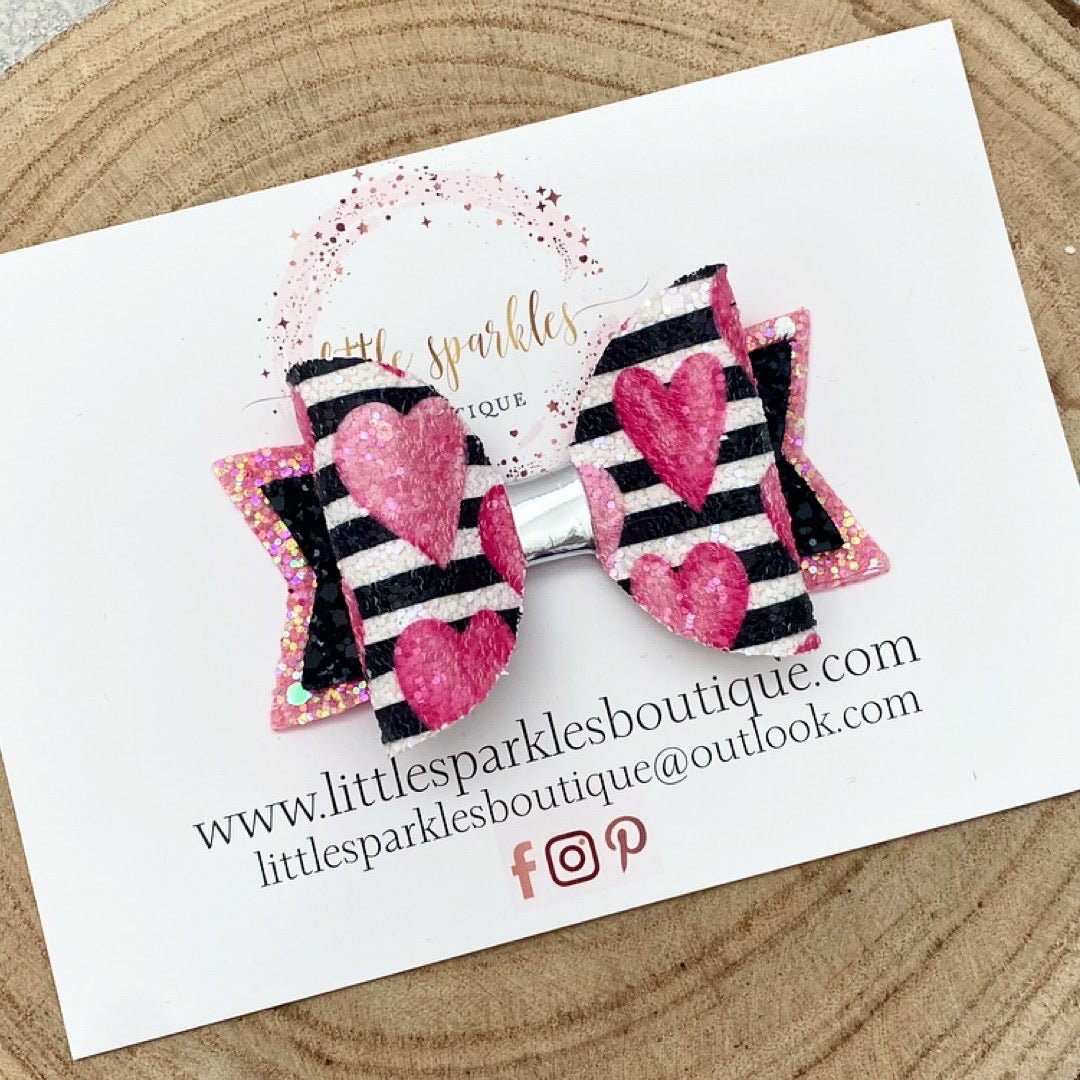 Valentines Stripe Heart