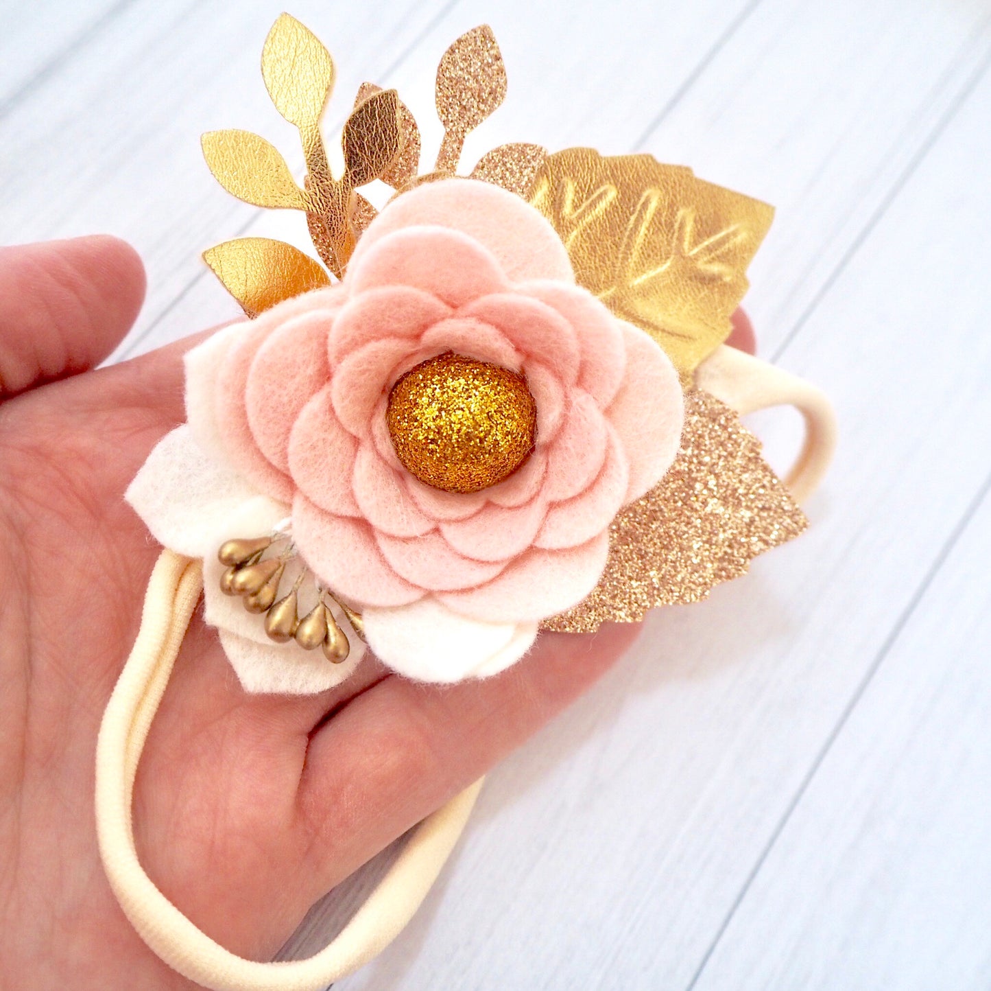 Blush/gold bloom